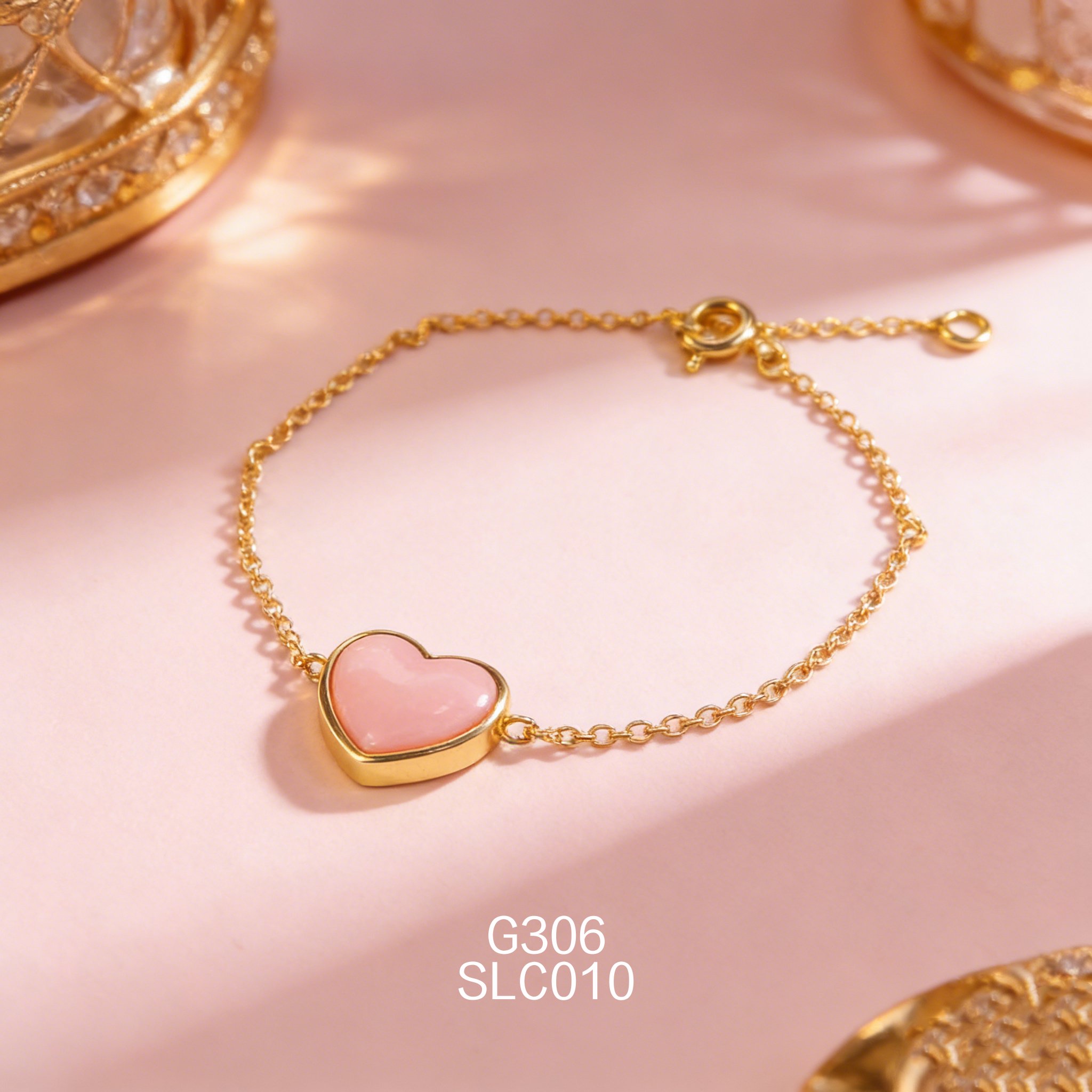 Bracciale placcato oro con Abalone Cabochon 3A