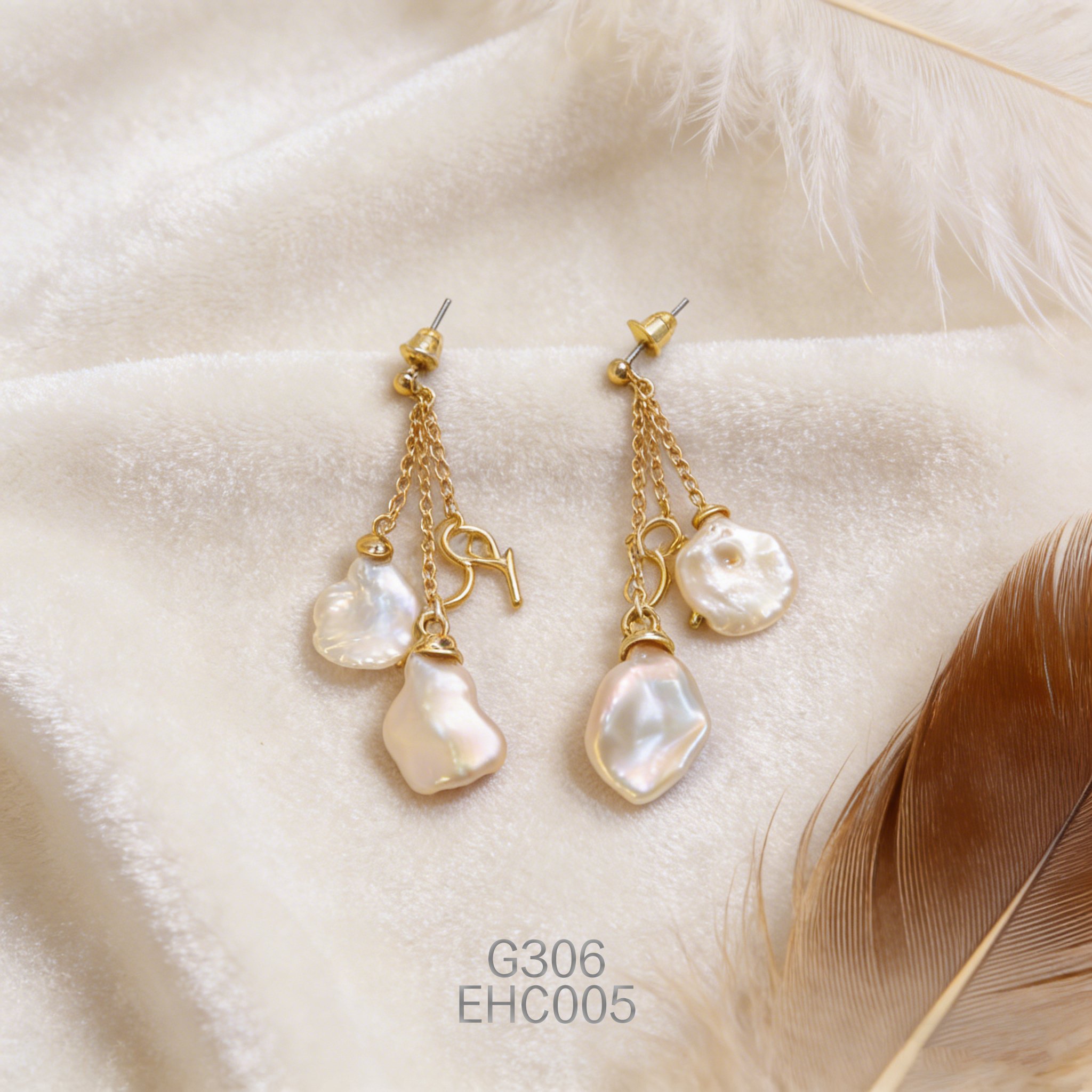 电镀黄金淡水奇形珍珠耳环