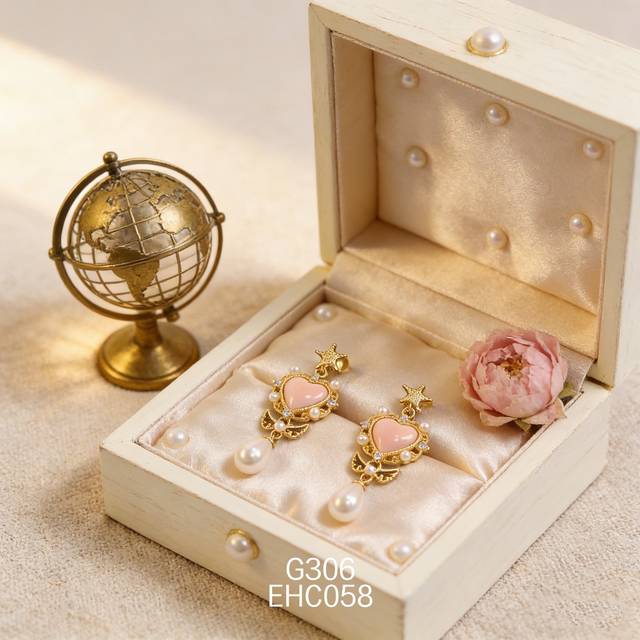 电镀黄金女皇贝珍珠耳环