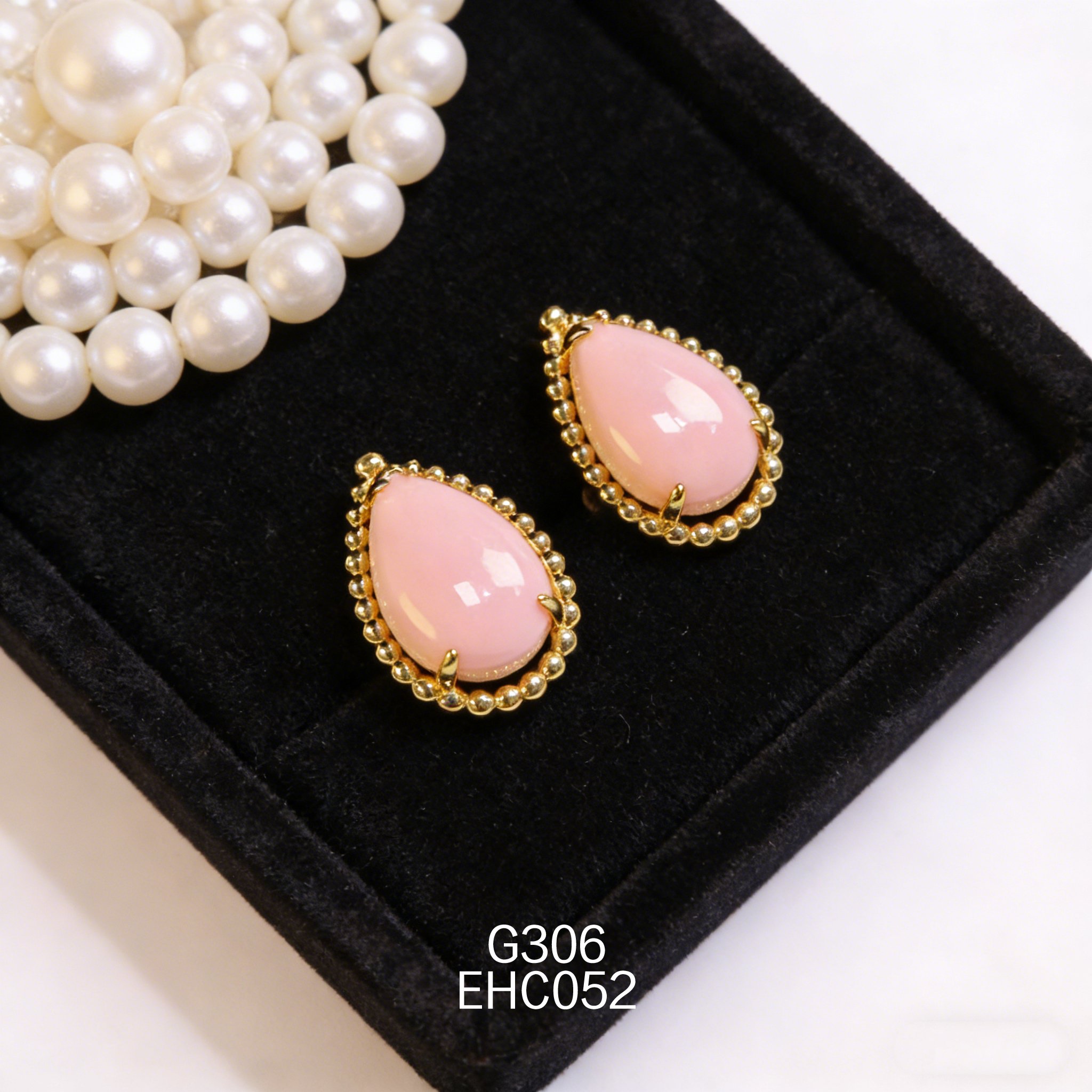 Orecchini placcati oro con Orechia di mare