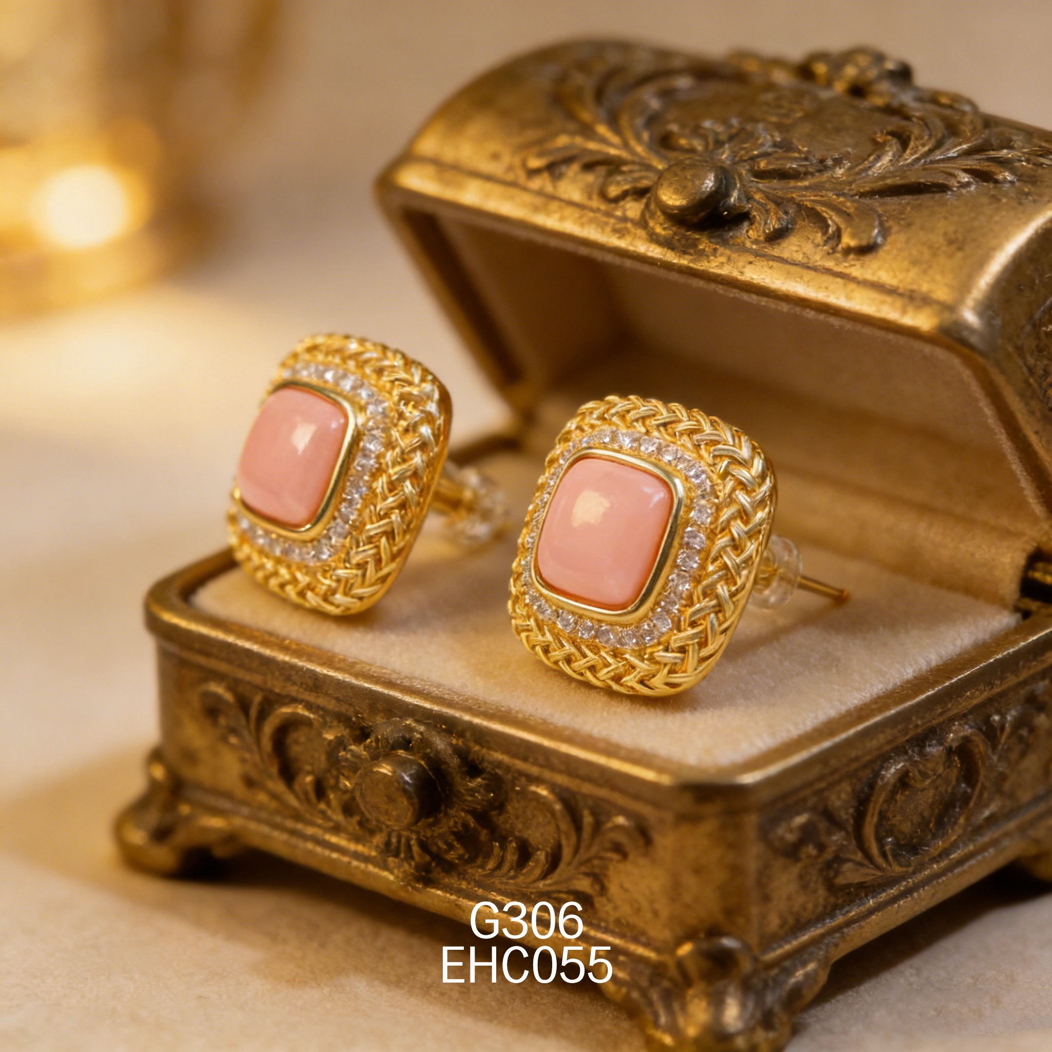 Gold-plated Square Zirconia Mesh Abalone Earrings