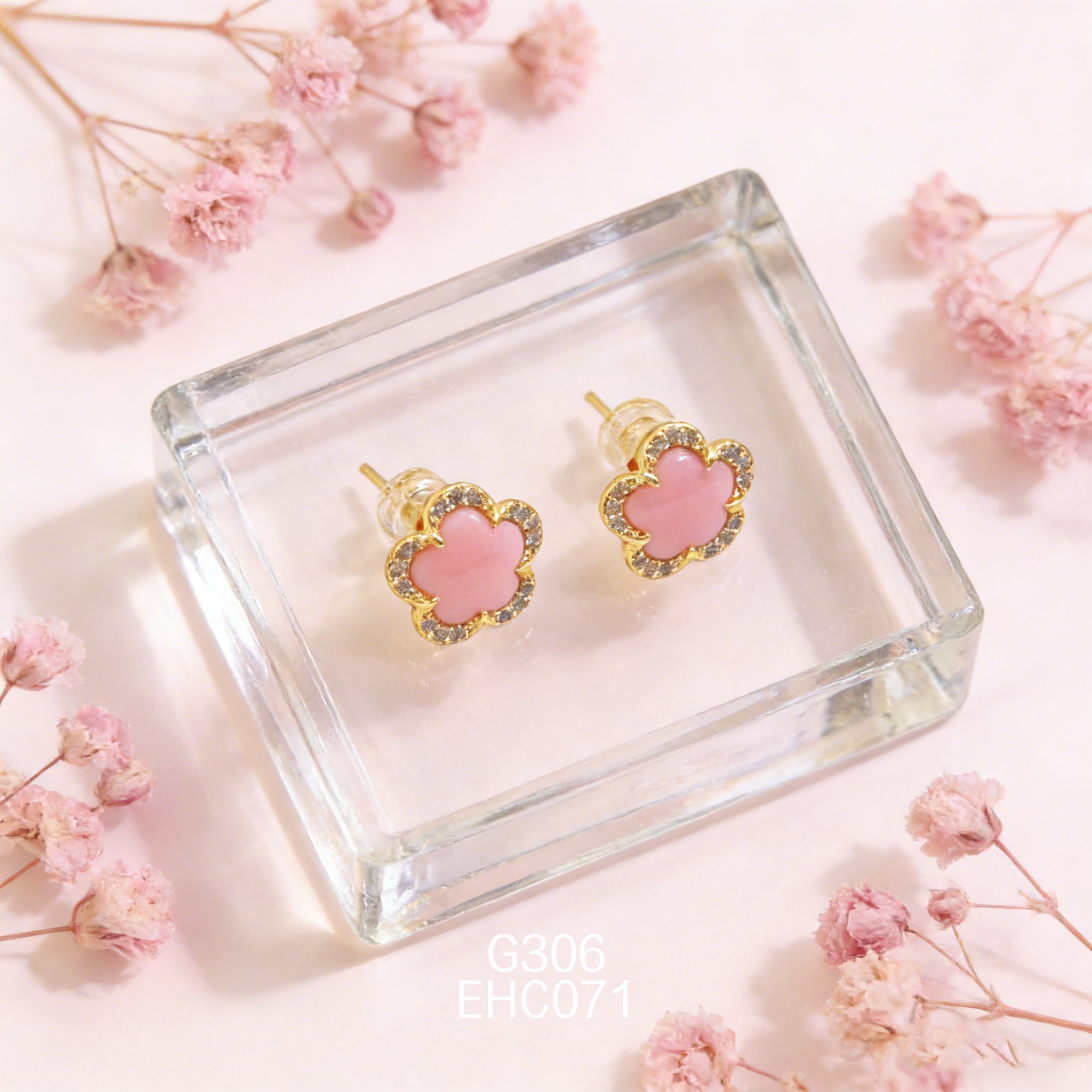 電鍍黃金女皇貝耳環